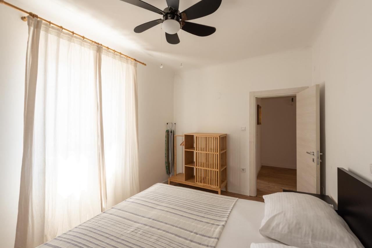 Pula City Apartment With Private Parking Free Экстерьер фото